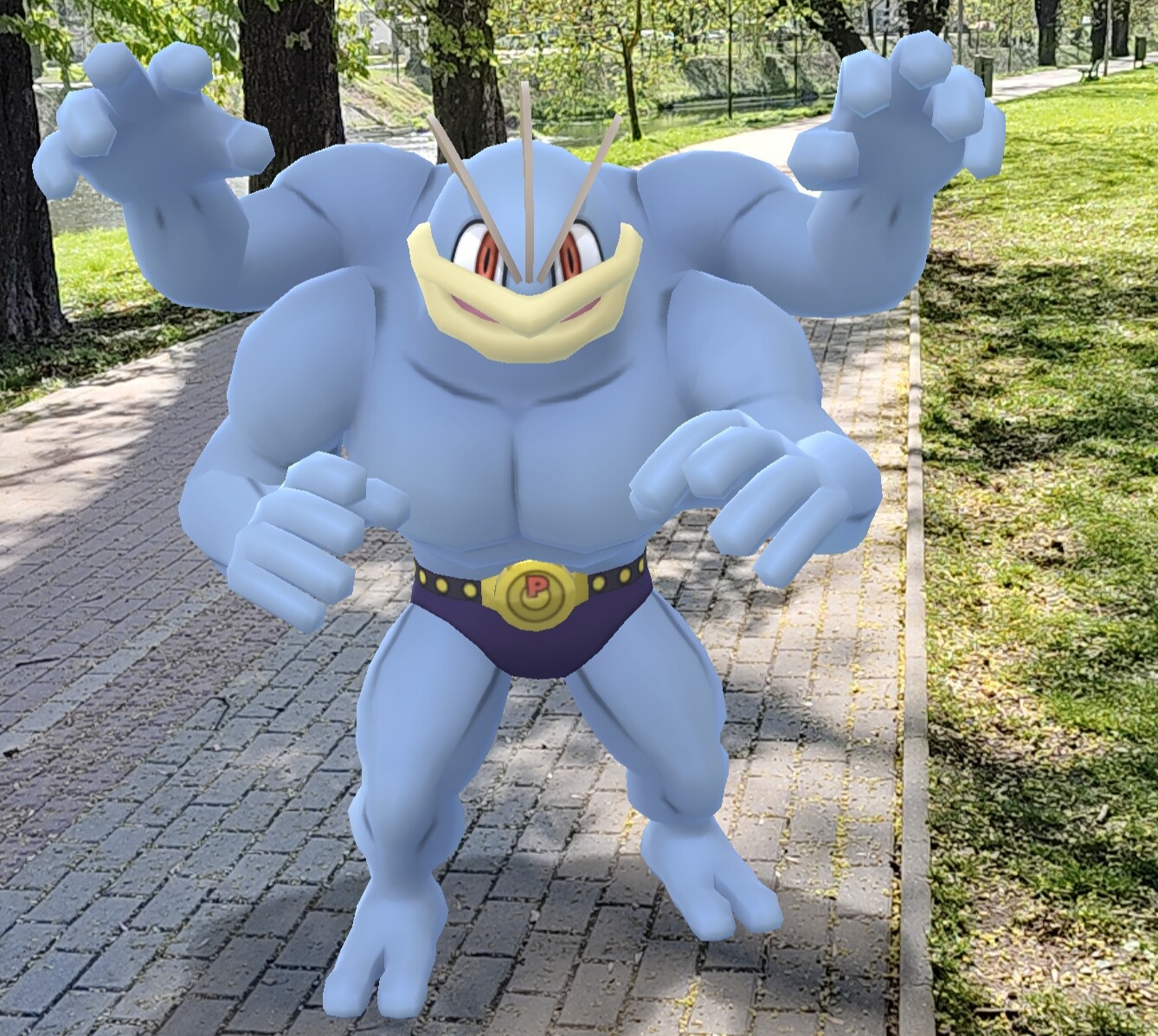 Machamp v Pokémon GO