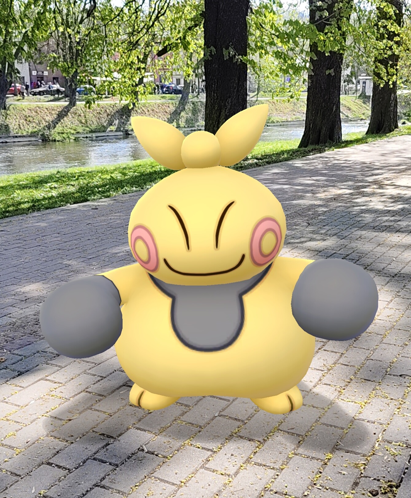 Makuhita v Pokémon GO